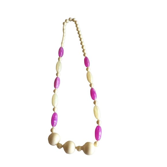Vintage Cream Purple Bead  Necklace  Retro  Costume Plastic Jewelry - Picture 1 of 4